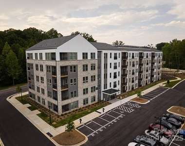 9132 Senator Royall Drive - Photo Thumbnail 1