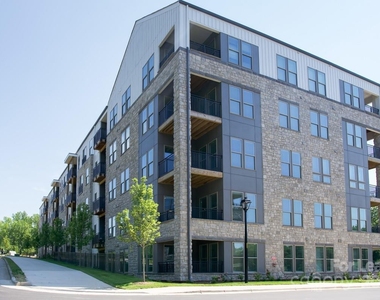 9132 Senator Royall Drive - Photo Thumbnail 2
