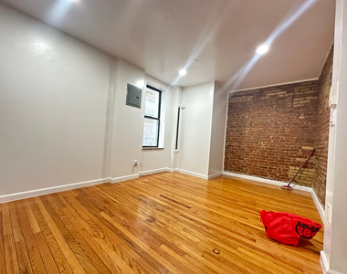 332 East 95th Street - Photo Thumbnail 1