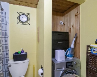 1010 Race Street - Photo Thumbnail 3