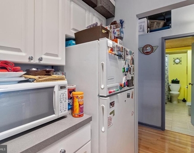 1010 Race Street - Photo Thumbnail 9
