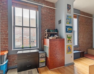 1010 Race Street - Photo Thumbnail 11