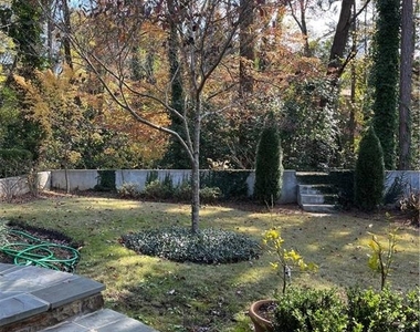 2523 Sharondale Drive Ne - Photo Thumbnail 31