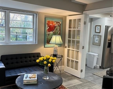 2523 Sharondale Drive Ne - Photo Thumbnail 15