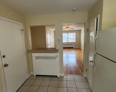 1528 N Harlem Avenue - Photo Thumbnail 6