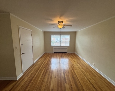 1528 N Harlem Avenue - Photo Thumbnail 3