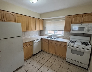 1528 N Harlem Avenue - Photo Thumbnail 5