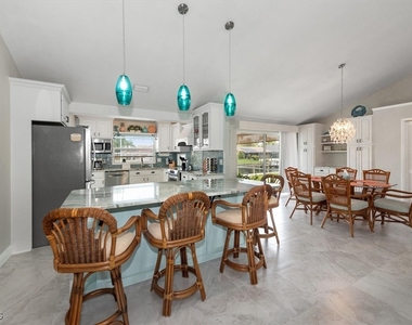 3418 Se 19th Avenue - Photo Thumbnail 8