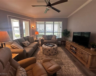 9240 Bayberry Bend - Photo Thumbnail 7