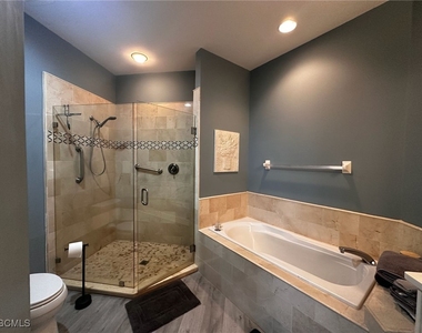 9240 Bayberry Bend - Photo Thumbnail 23