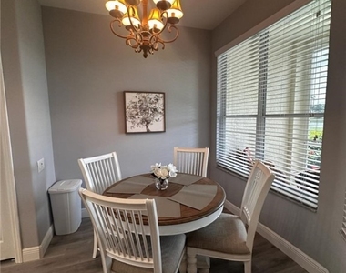 9240 Bayberry Bend - Photo Thumbnail 11