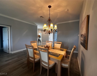 9240 Bayberry Bend - Photo Thumbnail 12