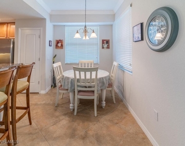9115 Napoli Court - Photo Thumbnail 10