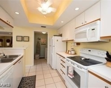 64 4th Street - Photo Thumbnail 1