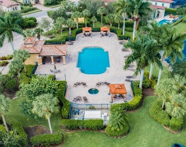 9512 Napoli Lane - Photo Thumbnail 22