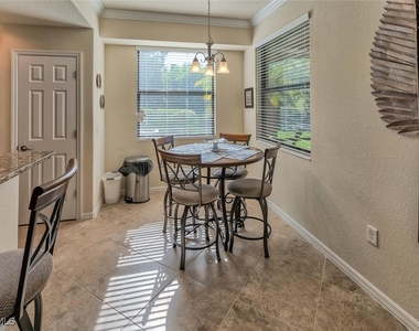9512 Napoli Lane - Photo Thumbnail 8