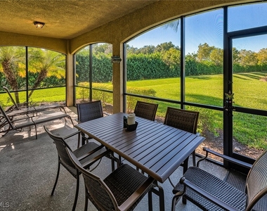 9512 Napoli Lane - Photo Thumbnail 21