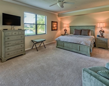 9512 Napoli Lane - Photo Thumbnail 11