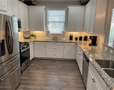 8328 Lucello Terrace N - Photo Thumbnail 4