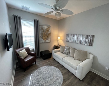 8328 Lucello Terrace N - Photo Thumbnail 12