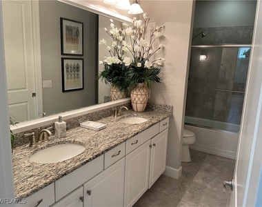 8328 Lucello Terrace N - Photo Thumbnail 13