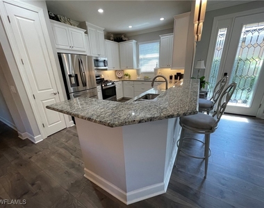 8328 Lucello Terrace N - Photo Thumbnail 5