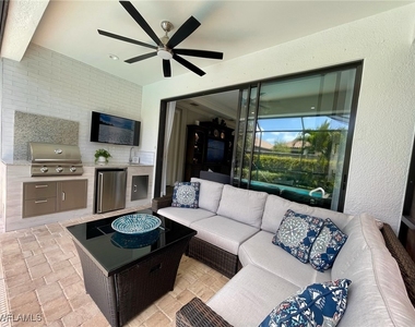 8328 Lucello Terrace N - Photo Thumbnail 20