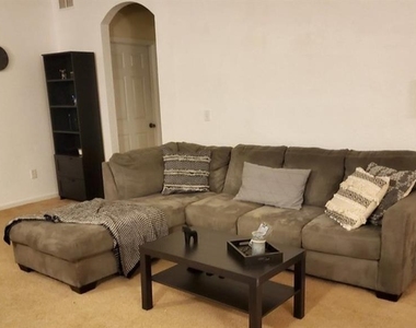 3001 Laurel Park Lane - Photo Thumbnail 15