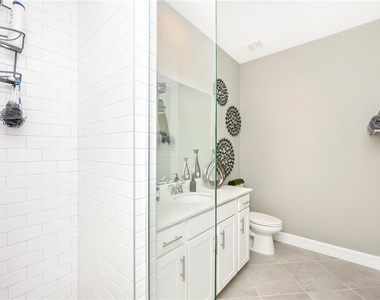 12140 Wellen Golf Street - Photo Thumbnail 26