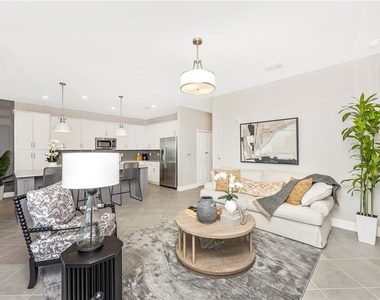 12140 Wellen Golf Street - Photo Thumbnail 16