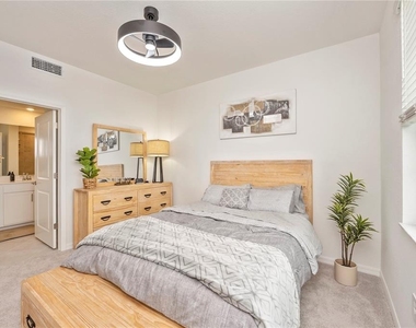 17655 Opal Sand Drive - Photo Thumbnail 31