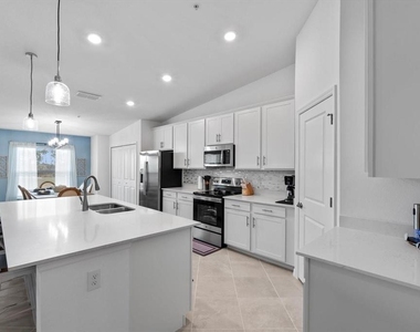 12440 Wellen Golf Street - Photo Thumbnail 12