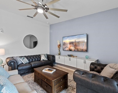12440 Wellen Golf Street - Photo Thumbnail 20
