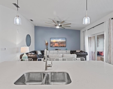 12440 Wellen Golf Street - Photo Thumbnail 16