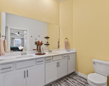 12440 Wellen Golf Street - Photo Thumbnail 29