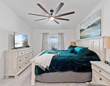 12440 Wellen Golf Street - Photo Thumbnail 23