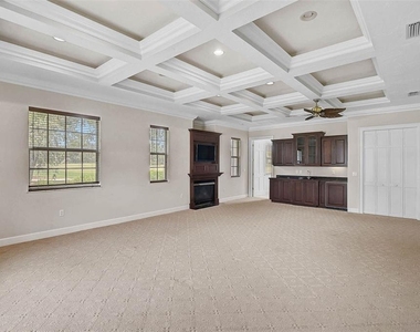 852 Macewen Drive - Photo Thumbnail 20