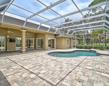 852 Macewen Drive - Photo Thumbnail 43