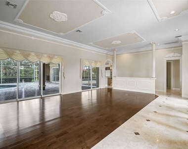 852 Macewen Drive - Photo Thumbnail 5