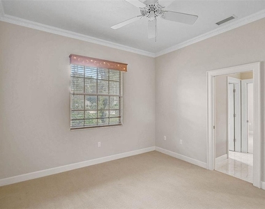 852 Macewen Drive - Photo Thumbnail 31