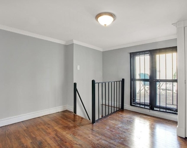 411 East 12th Street - Photo Thumbnail 7