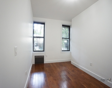 640 Kosciuszko Street - Photo Thumbnail 13