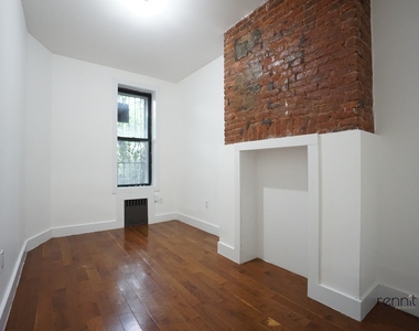 640 Kosciuszko Street - Photo Thumbnail 11