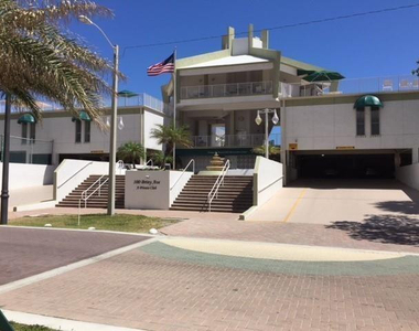 111 Briny Avenue - Photo Thumbnail 21