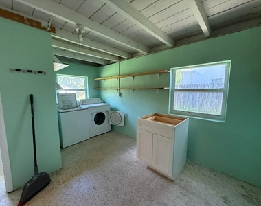 2957 Nw 6th Avenue - Photo Thumbnail 10