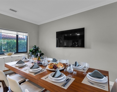 616 Riviera Isle Drive - Photo Thumbnail 46