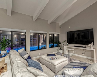 616 Riviera Isle Drive - Photo Thumbnail 30