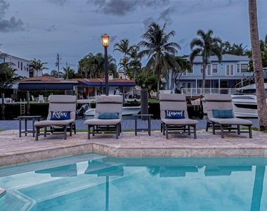 616 Riviera Isle Drive - Photo Thumbnail 21