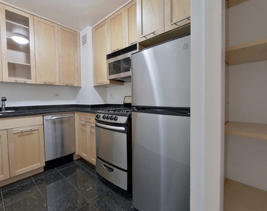 East 36th Street - Photo Thumbnail 3