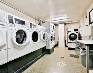 East 36th Street - Photo Thumbnail 7